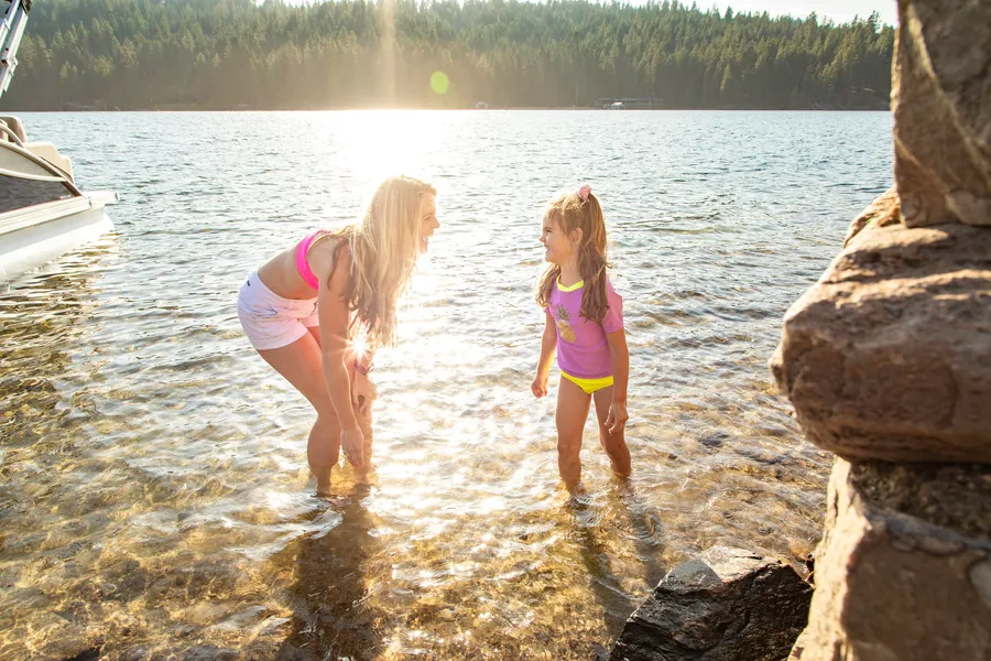5 Tips for Planning Mother’s Day Weekend on a Boat