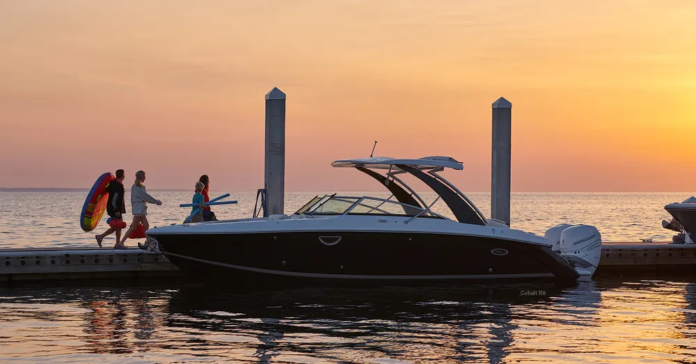 Docking + No Wake Etiquette: The Rules That Make Everyone’s Day Better