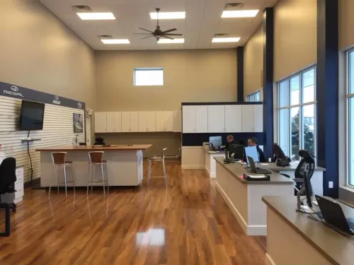 south-shore-sales-office-3.webp