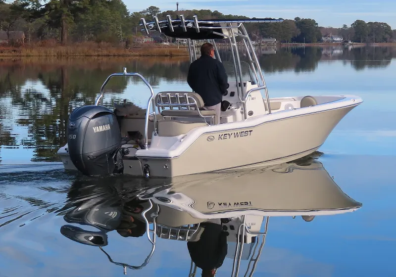 Pre-owned boats for sale at Sports Marine