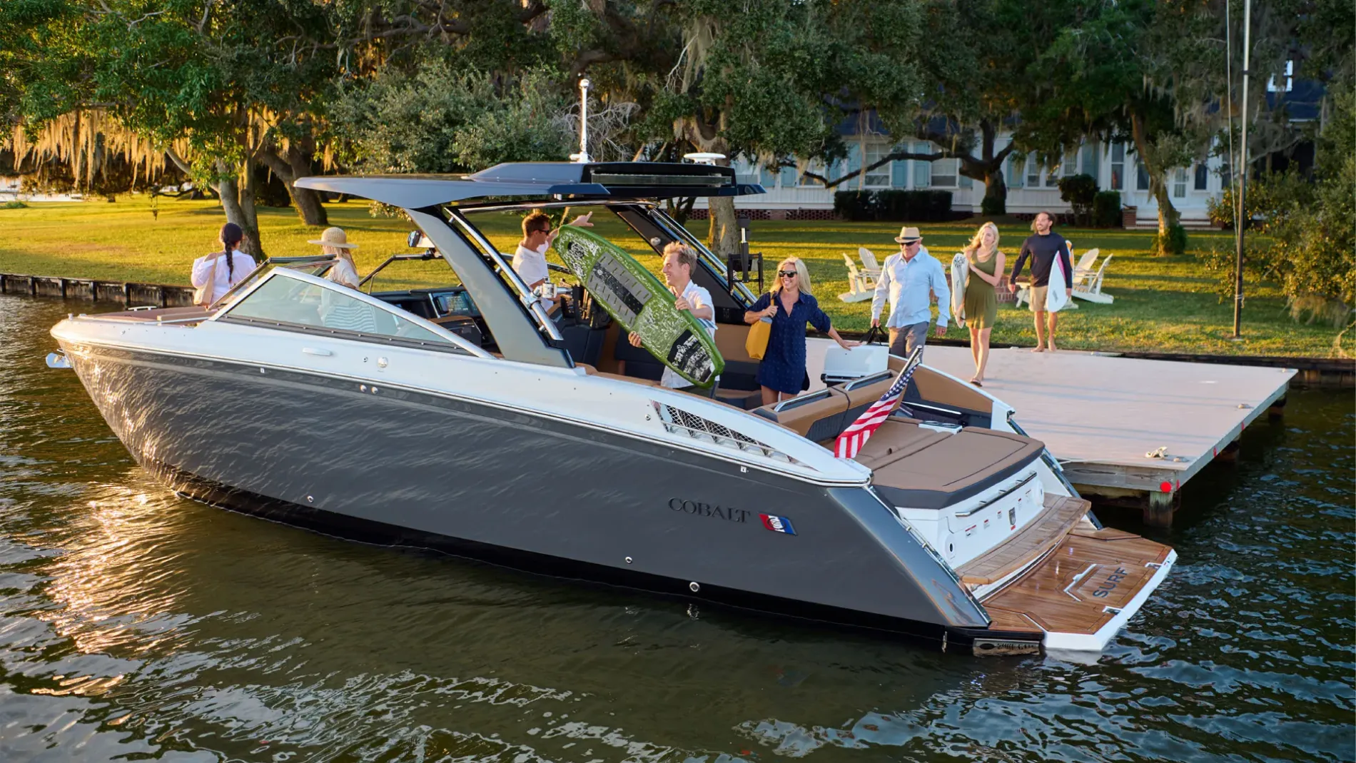Cobalt Boats Surf, Sterndrive, or Outboard: Which Is Right for You?