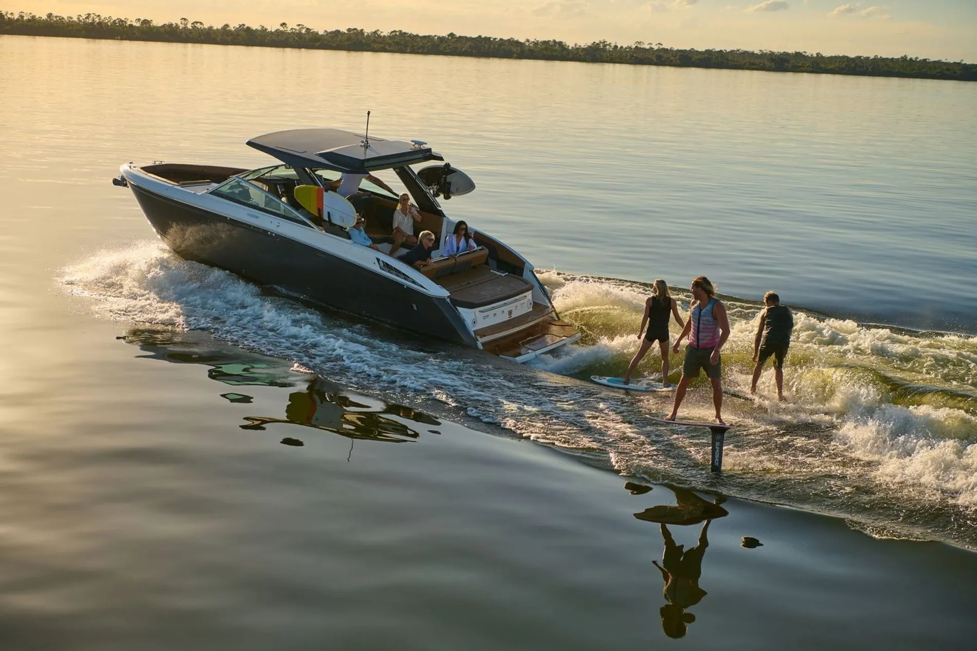 Top Sport Boat Dealer on Long Island: Finding the Right Boat for Performance, Family Fun, and Adventure