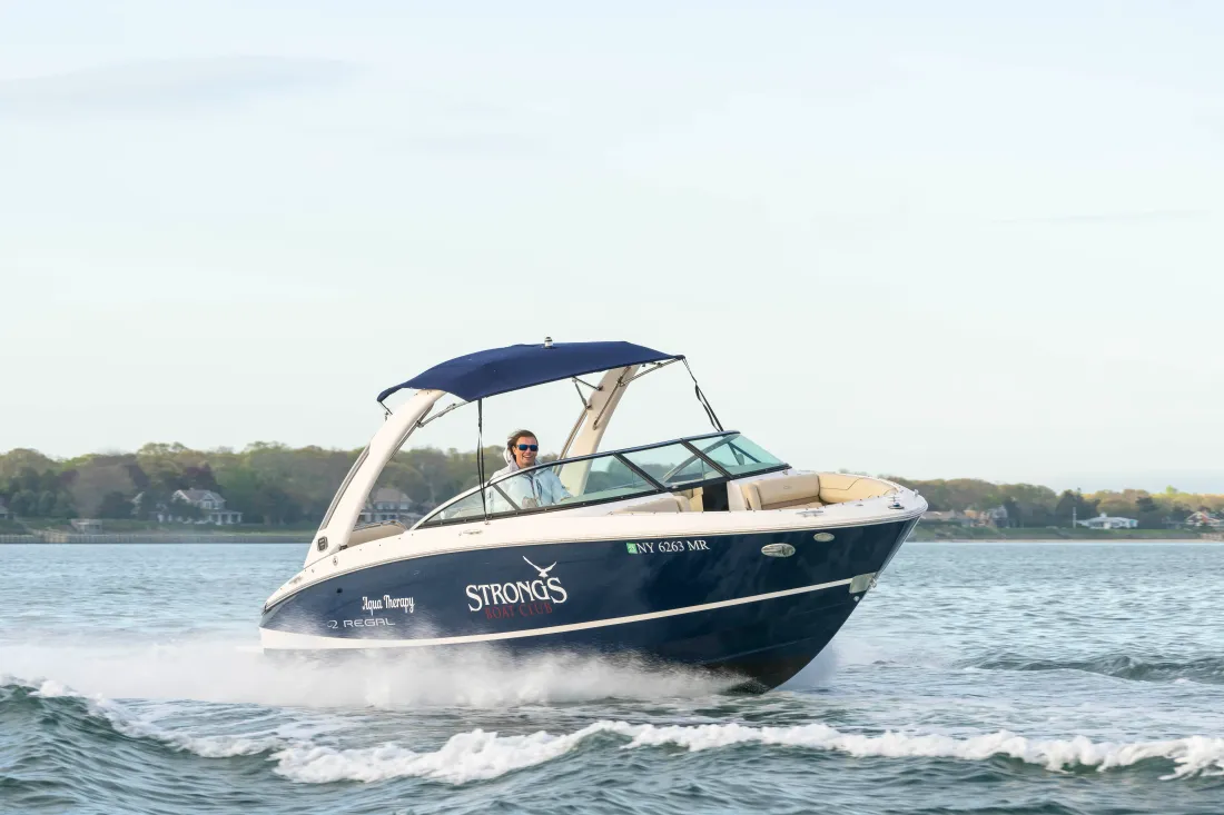 Explore the North Fork & Hamptons by Boat