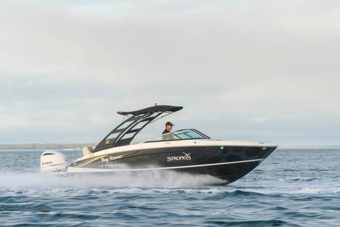 Explore the North Fork & Hamptons by Boat