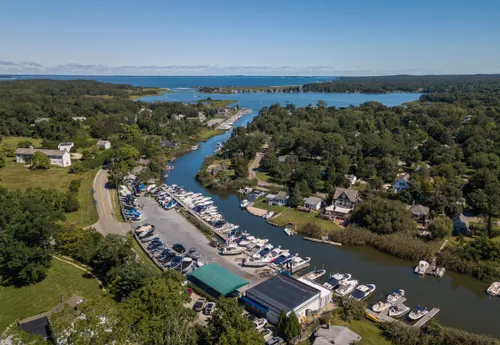 Strong's Southampton Peconic Bay Marina - Hamptons boat club location on Shinnecock Bay, Long Island