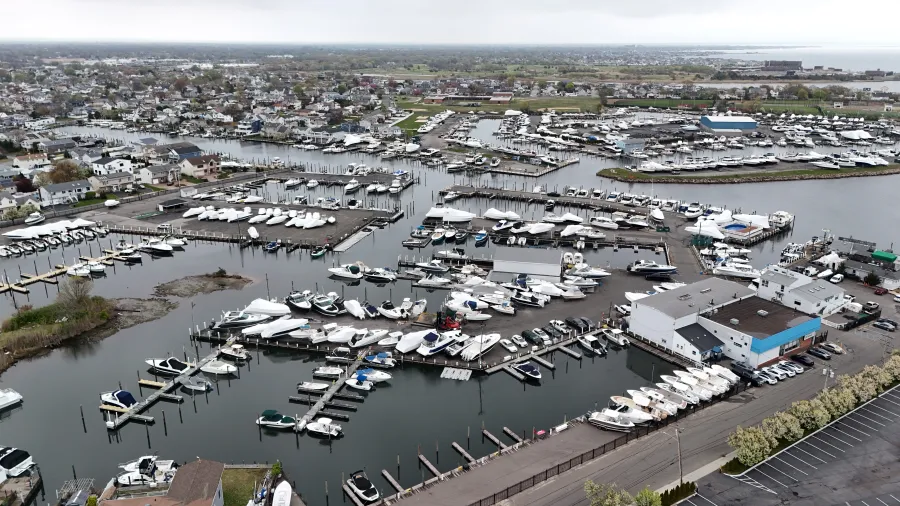 lindenhurst-gallery