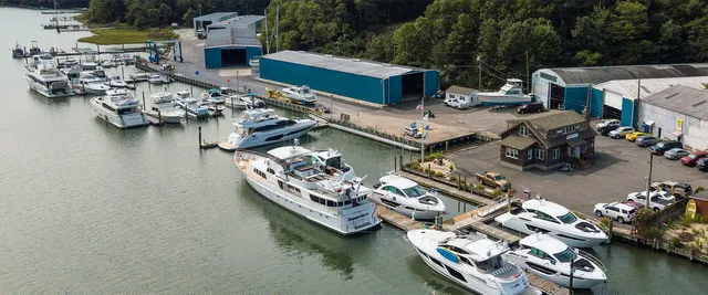 Strong's Yacht Center