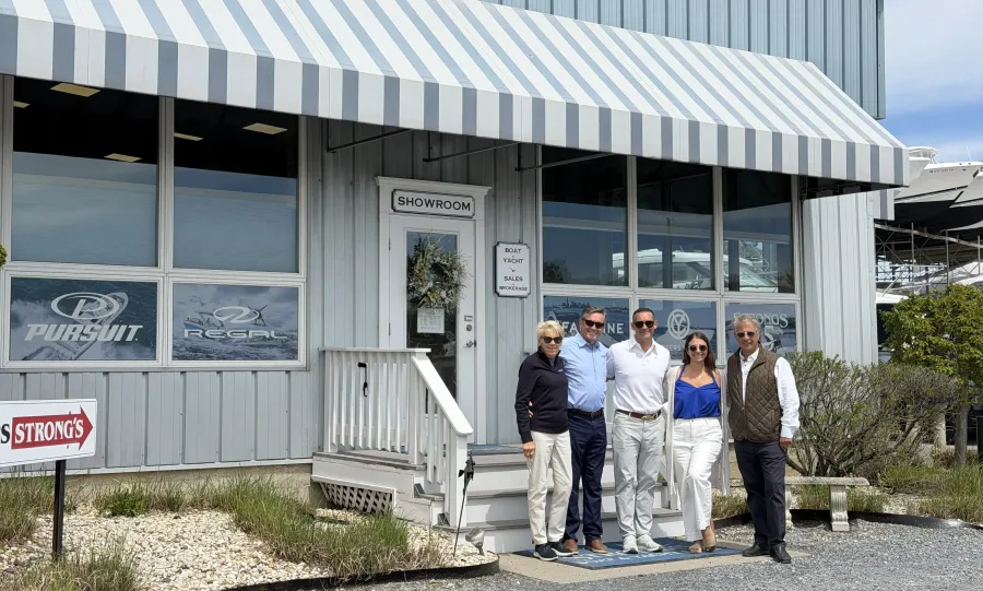 lindenhurst-gallery