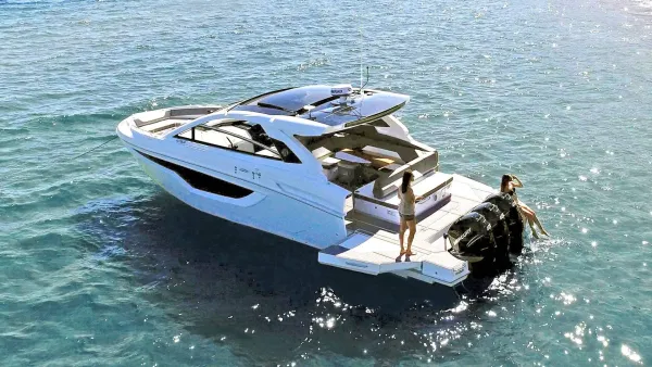 2026 Cruisers Yachts 42 GLS - OB0