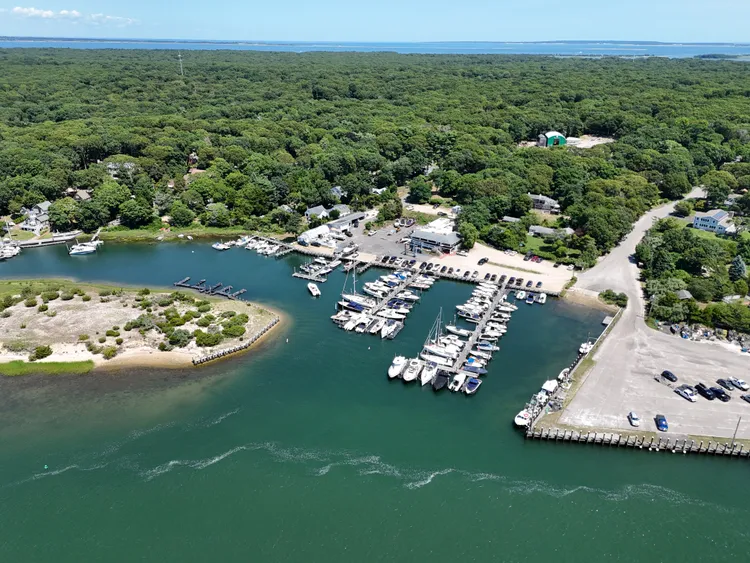 East Hampton Gallery
