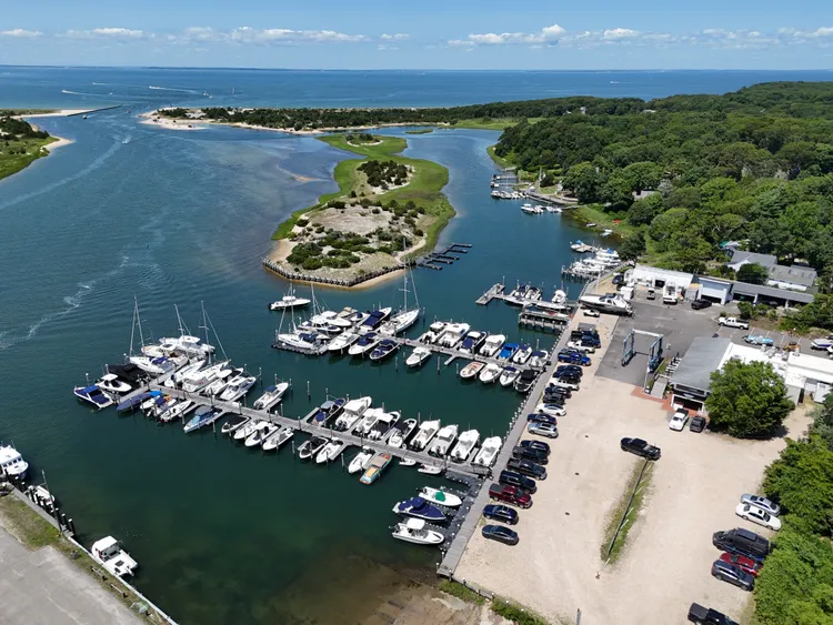 East Hampton Gallery