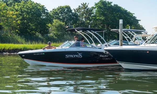 Strong’s BOAT CLUB