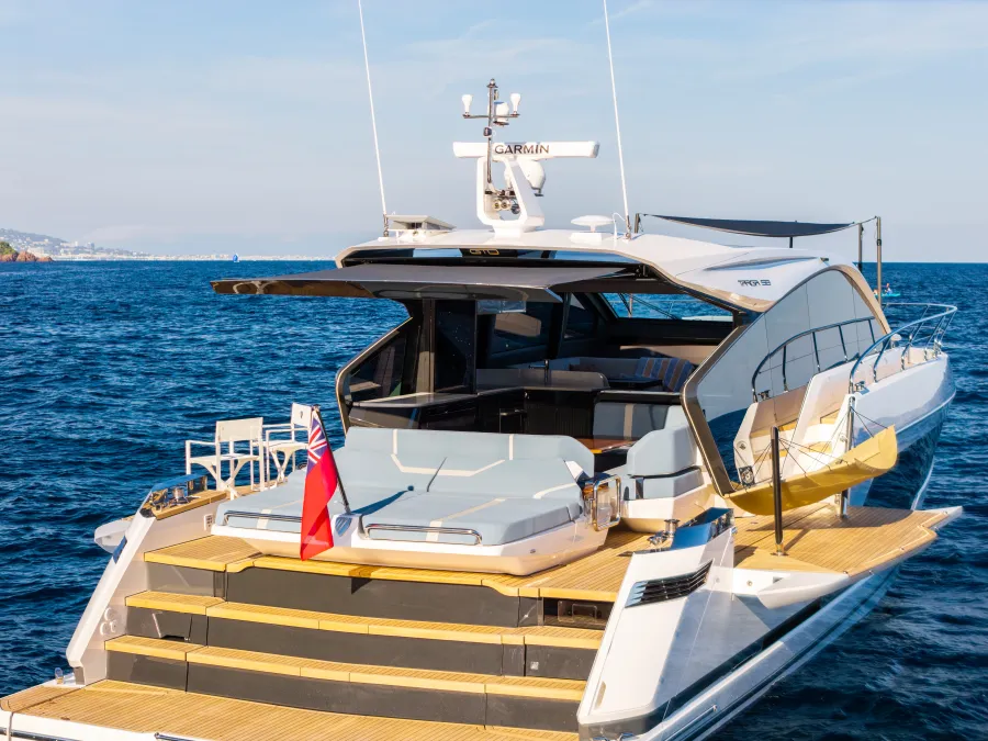 Fairline 58 GTO open plan cockpit and entertaining space