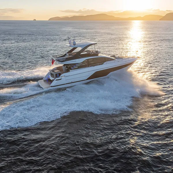 Fairline Squadron 58