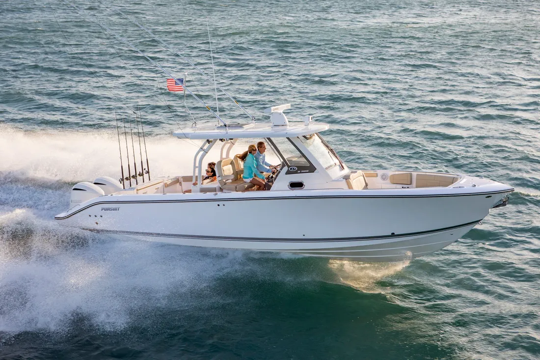Customers experiencing Grady White boats during demo day event on the water
