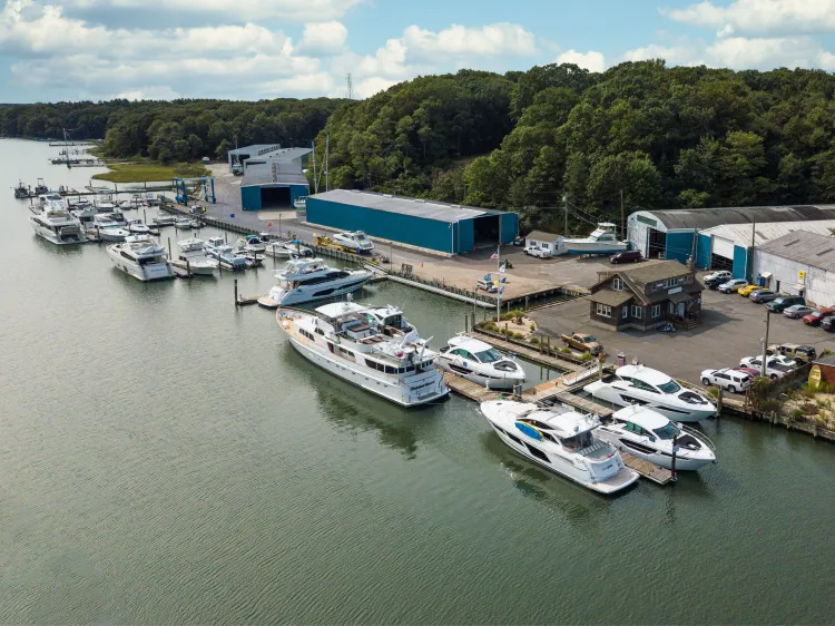 marine-mechanic-services
