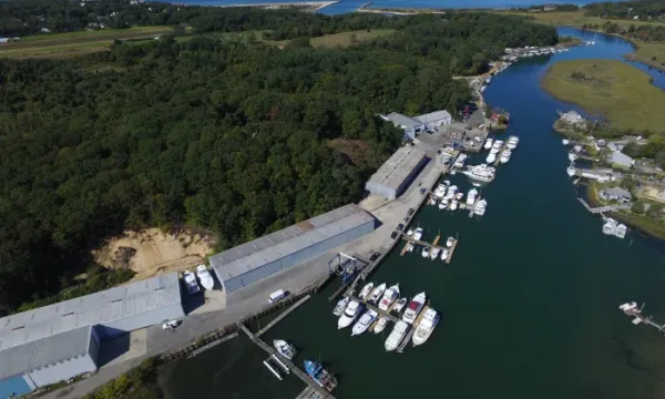 YACHT center