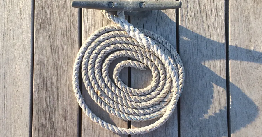 The First 5 Boating Knots You Need to Learn