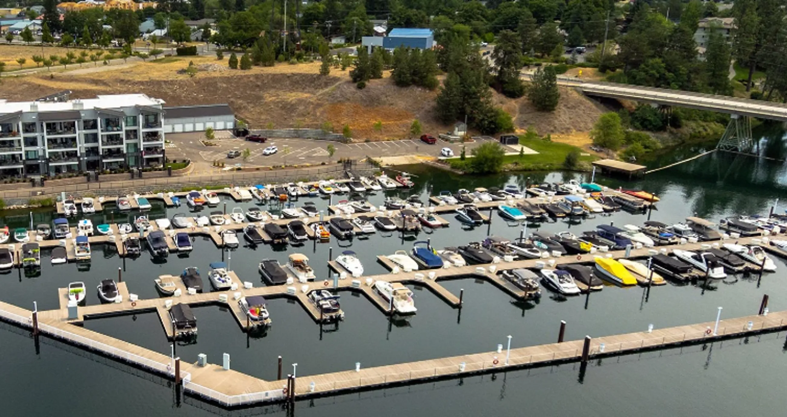 Rivers Edge Marina Dock & Scoop